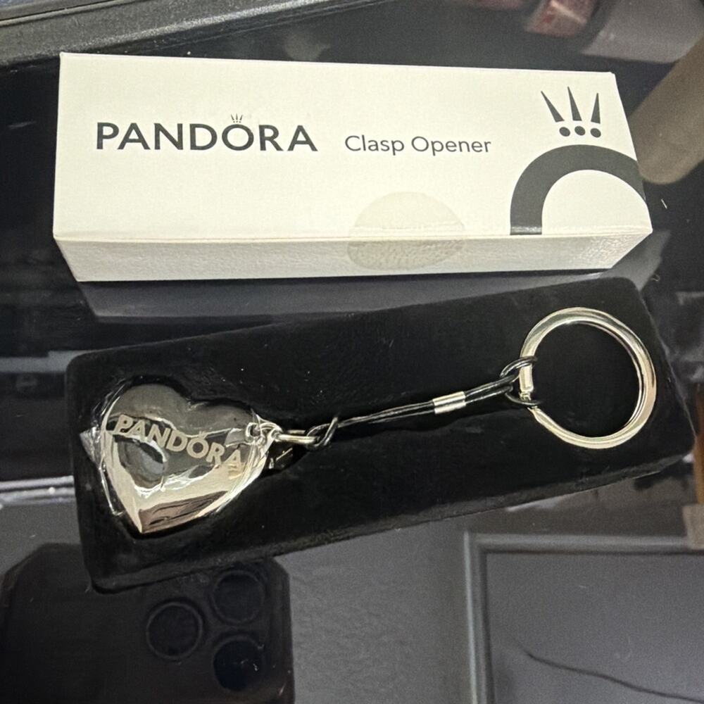 Pandora Key Ring Clasp opener To Open Clips lockets Charm Bead Clip NEW - Picture 2 of 3